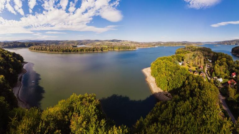 shutterstock_1201861297 Beautiful panorama of Lake Solina. Bieszczady, Poland. Aerial view, view from the drone.jpg